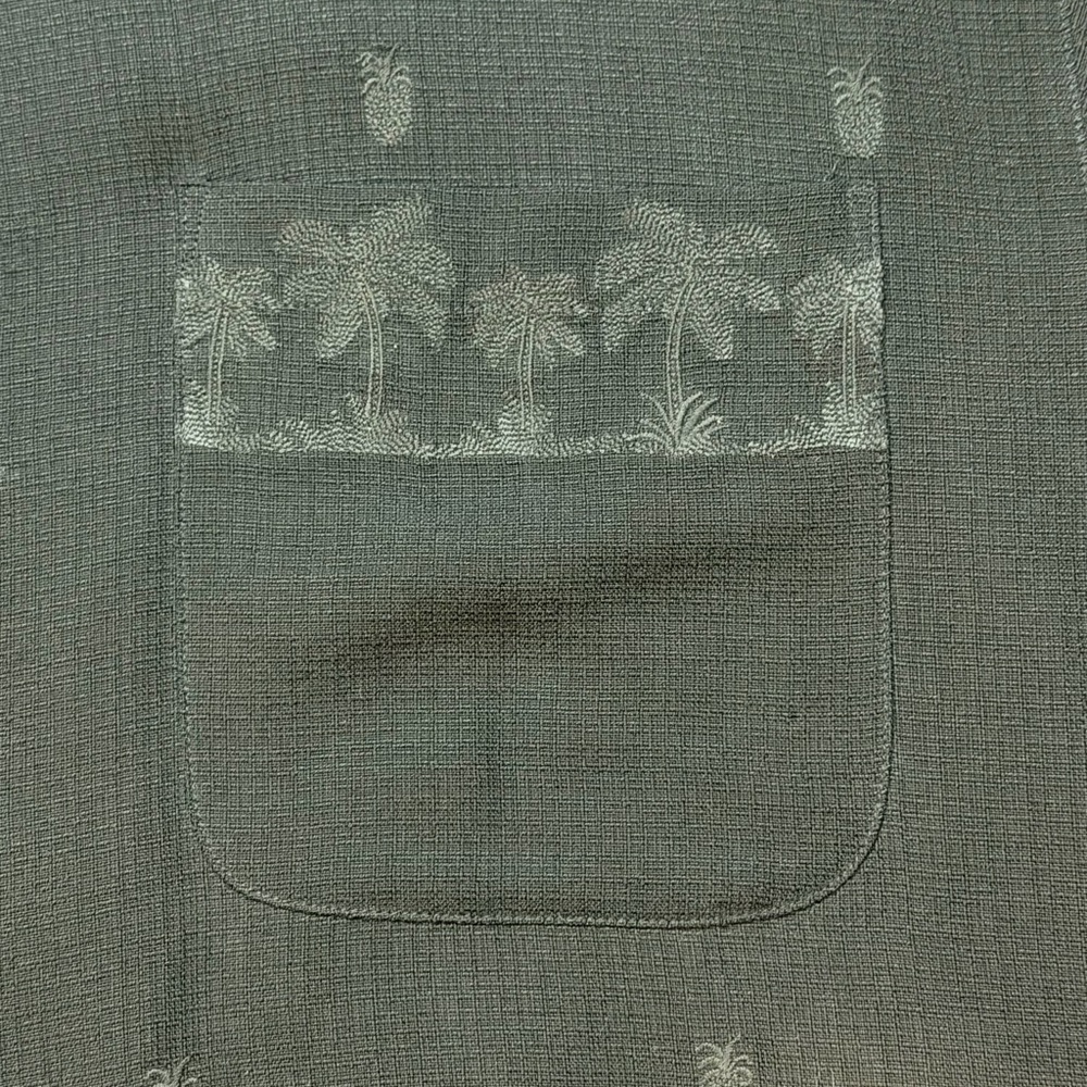 Vintage Tommy Bahama %100 Silk Button-up Shirt Pineapple Palm Trees Size Med - Picture 2 of 6